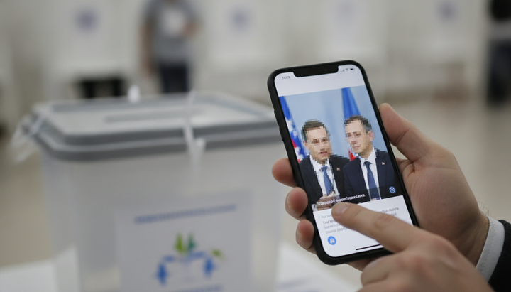 AI's Fabricated Reality Undermines Democracy